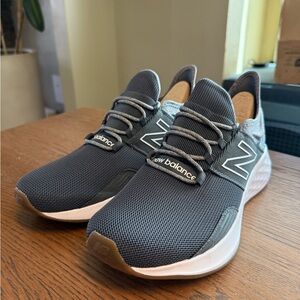 New Balance Men's Dark Gray Sneakers